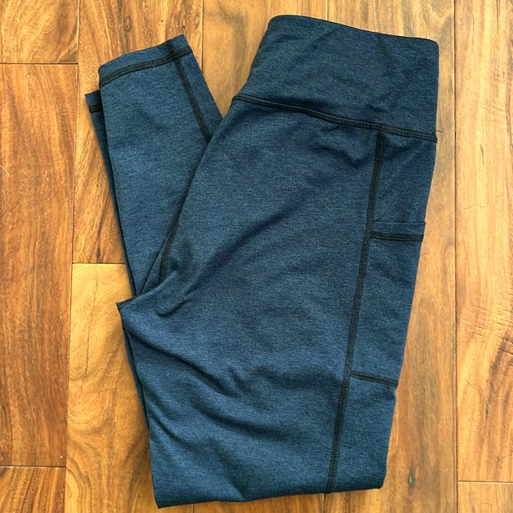 ⭐️MTA Sport ⭐️ Women’s Leggings with pockets!